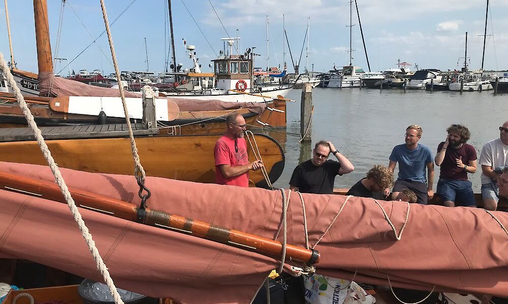 Zeilrace met traditionele botters