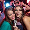 Karaoke in Volendam: Feest gegarandeerd!