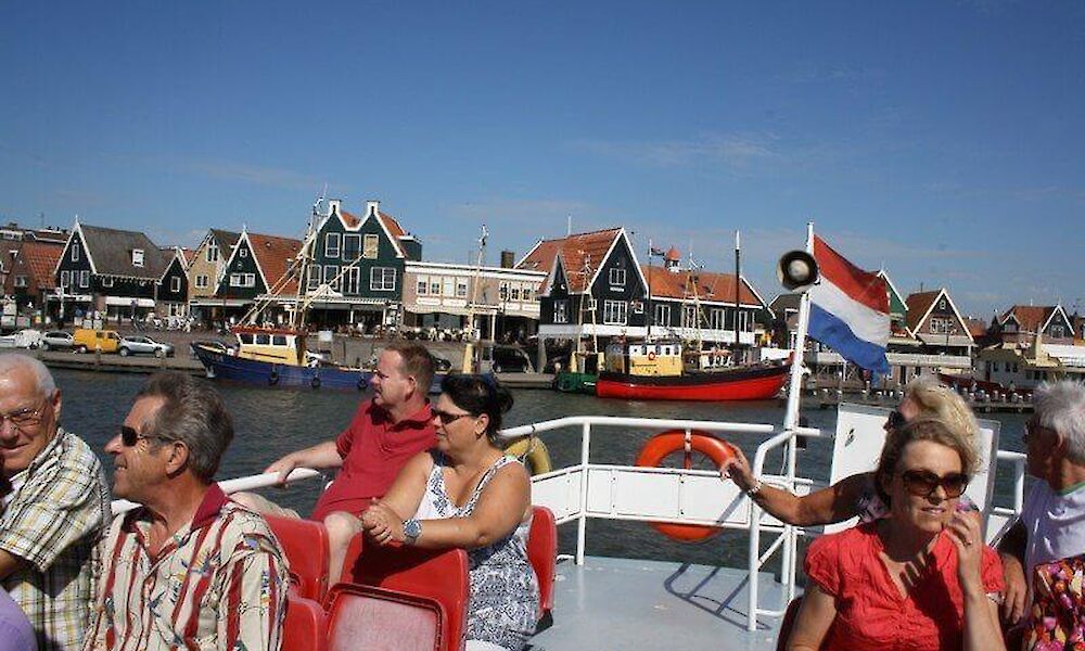 Geheimen van Volendam en Marken & Foto in Volendamse klederdracht